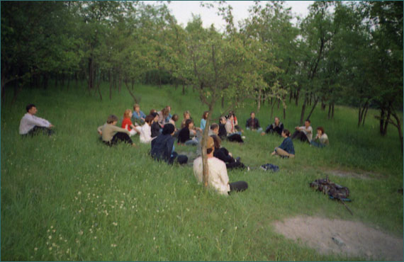 Восхождение "НОВОЙ ЭРЫ" на Лысую гору (г.Киев), 4.06.2004.